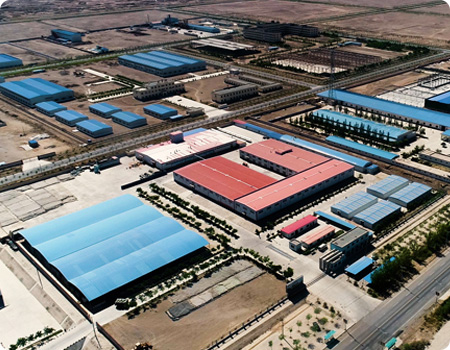 公司在甘肃玉门市建立了西北农产品收购、加工、销售为一体的综合中心。 目前年产香辛料1000吨、精选食葵20000吨、精选白瓜子6000吨、精选香辛料6000吨